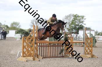 EMY-1526