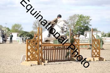 EMY-1561