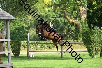 JUT-1068