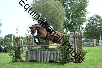 JUT-1121